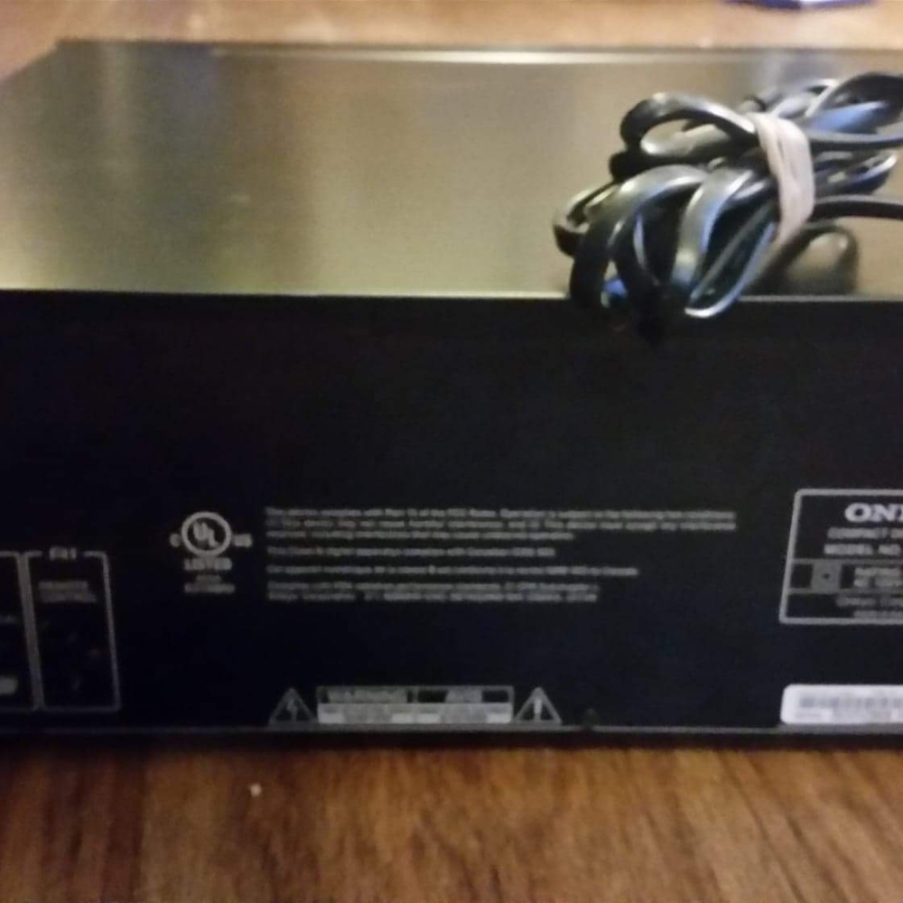 6 disc cd changer - Picture 2 of 2